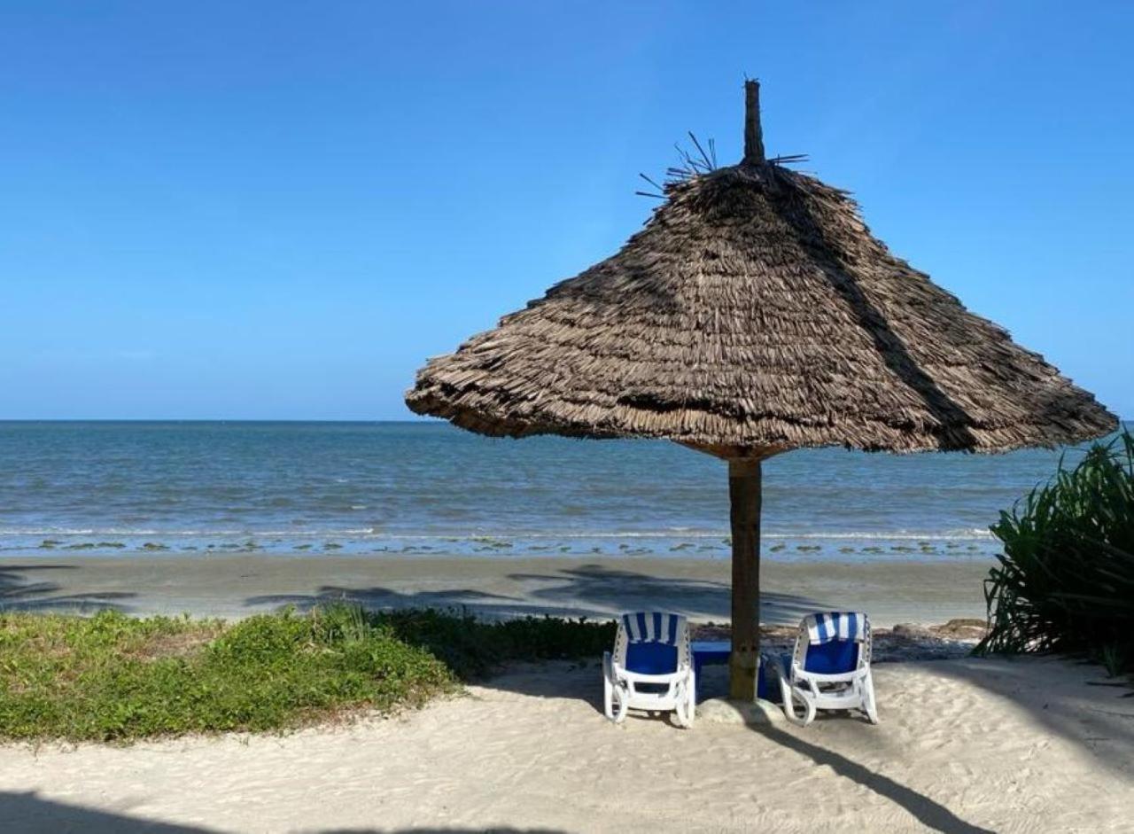 Barry'S Beach Resort Mkwaja Kültér fotó