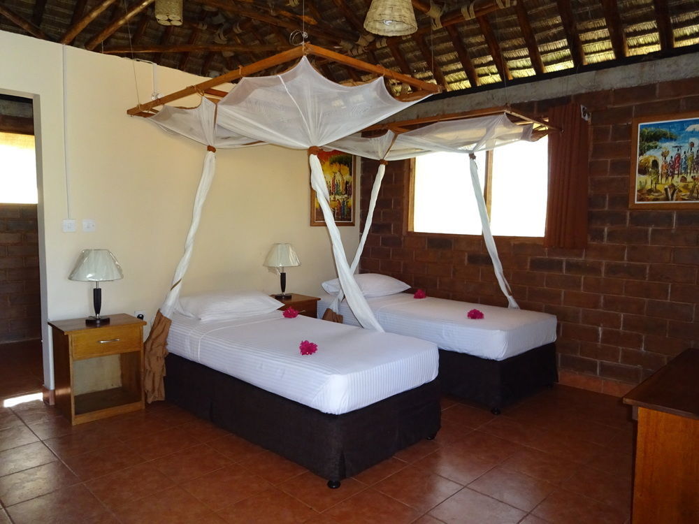 Barry'S Beach Resort Mkwaja Kültér fotó