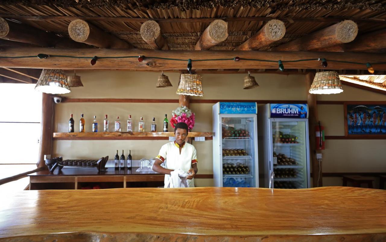 Barry'S Beach Resort Mkwaja Kültér fotó